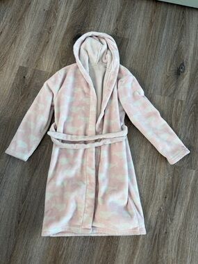 Kids Hooded Pink Fleece Bathrobe - Soft Plush Robe